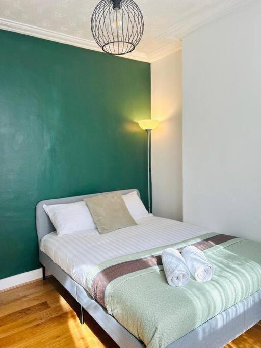 Elegant House In Stratford Apartamento